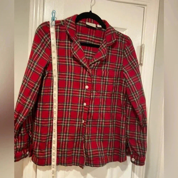 L.L. Bean Soft Cotton Red Plaid Flannel Long Sleeve Button Panama Top Size XS - Picture 7 of 11